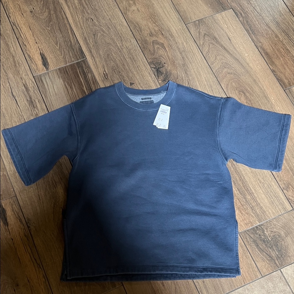 NWT Abercrombie & Fitch Short Sleeve Sweatshirt